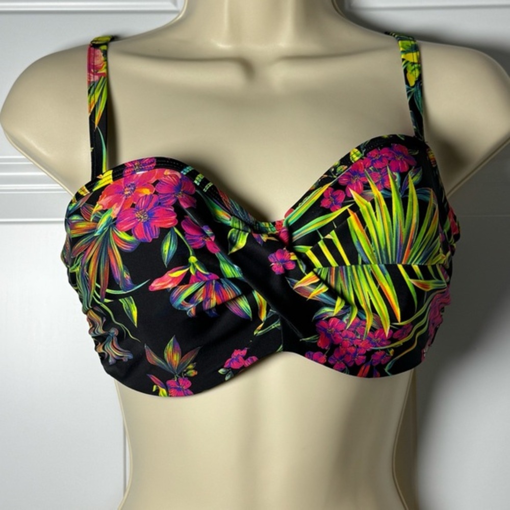 Panache sample garment Floral Swimsuit Top 32E
